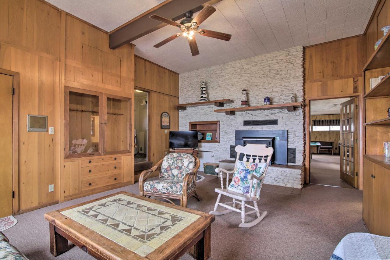 Rustic Lake Buchanan Hideaway With Game Room And Grill Tow Exterior foto